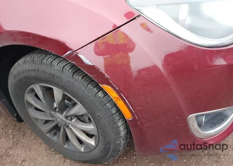 2019 Chrysler Pacifica Touring L from USA, damaged, VIN 2C4RC1BG7KR539979